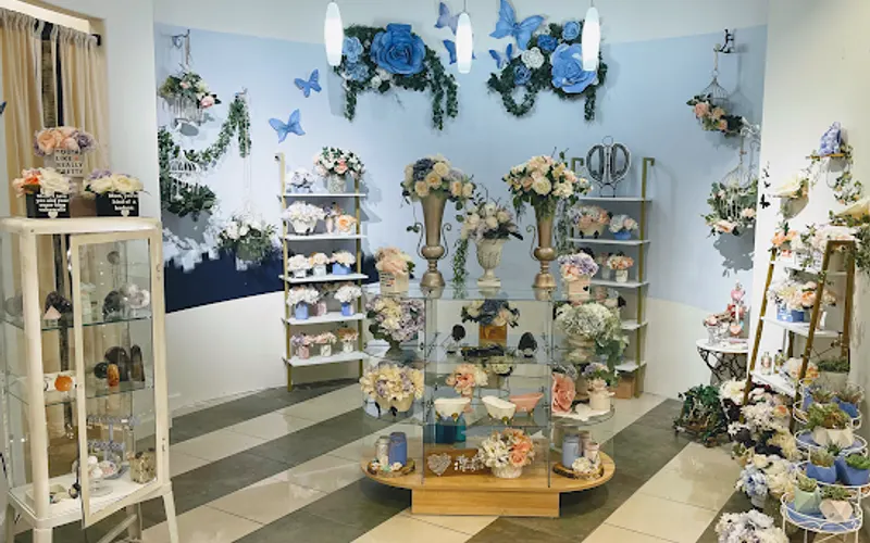 Heirloom & Company — Florist