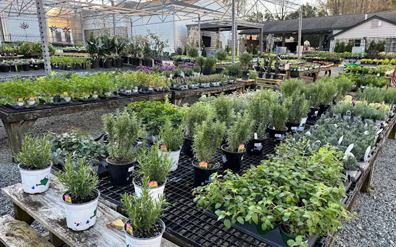 Guilford Garden Center (Lawndale Dr Location) — Mulch supplier