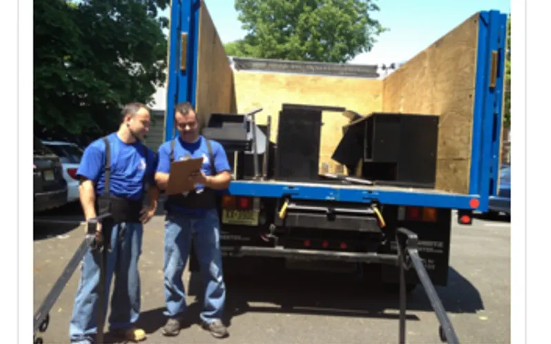 1-855-Joe-Junk — Waste management service