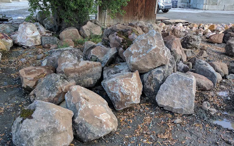 Brentwood Decorative Rock — Topsoil supplier