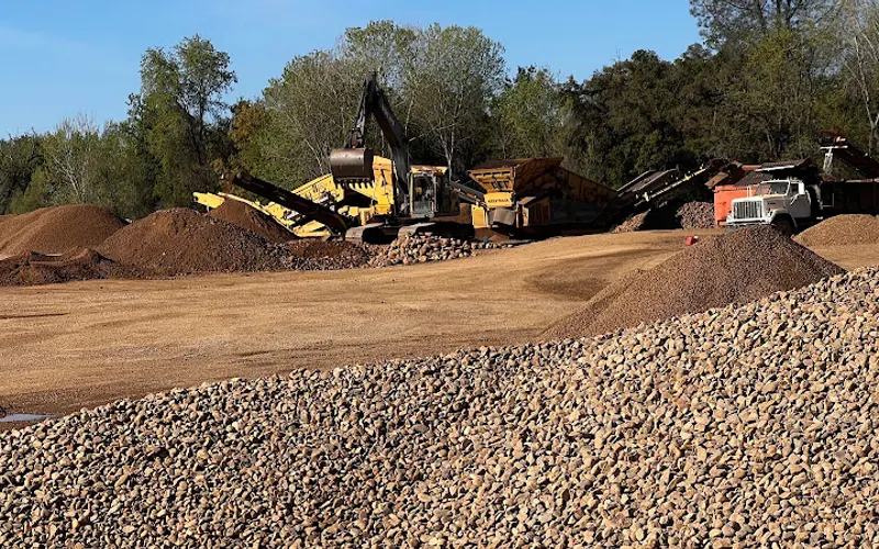 Dunstone Rock Quarry — Sand & gravel supplier