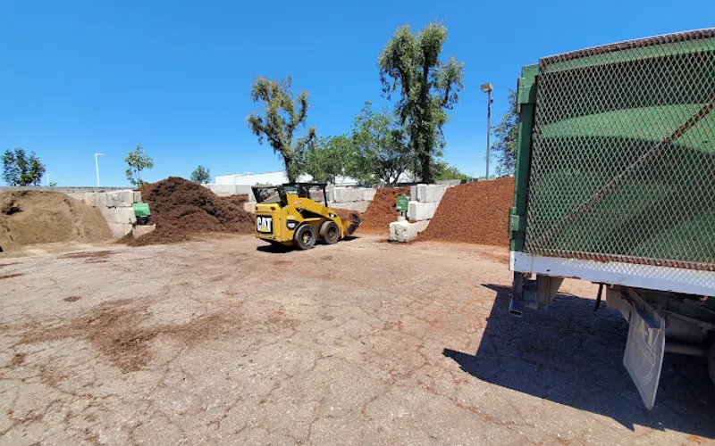 Agromin — Landscaping supply store