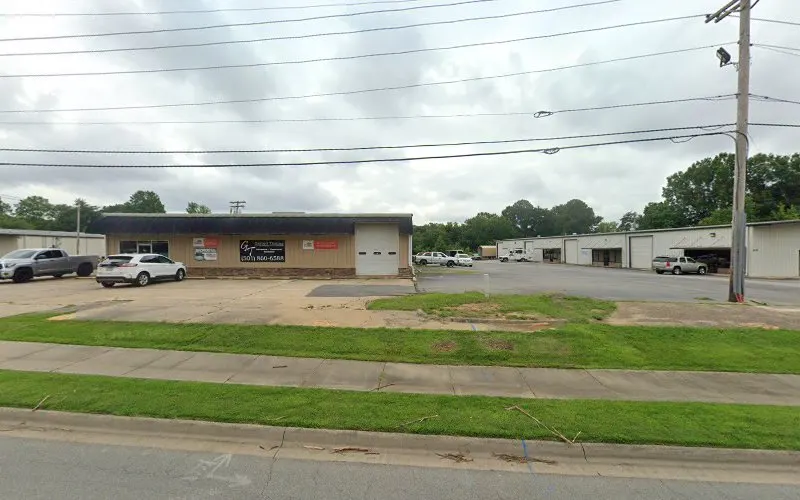 Benton Power Equipment — Hardware store