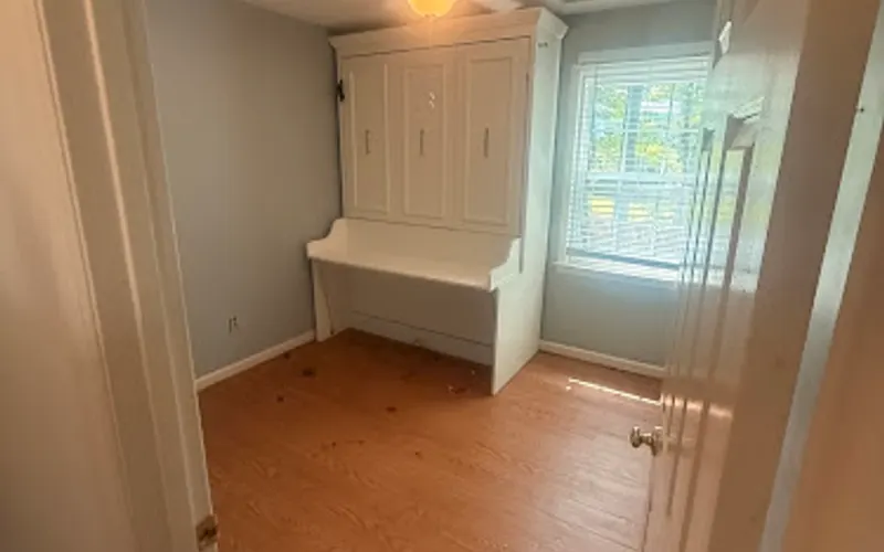 Capital Cleanout Co. — Junk removal service