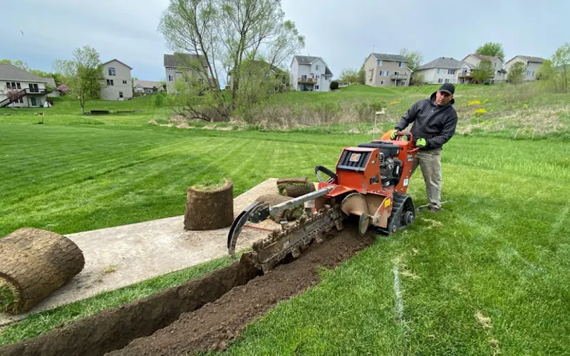 TopBlades Landscaping, Water Drainage & Lawn Care - Iowa City — Landscaper