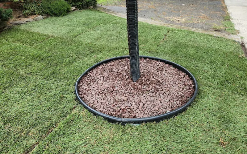 CREW CUT LANDSCAPING LLC — Lawn care service