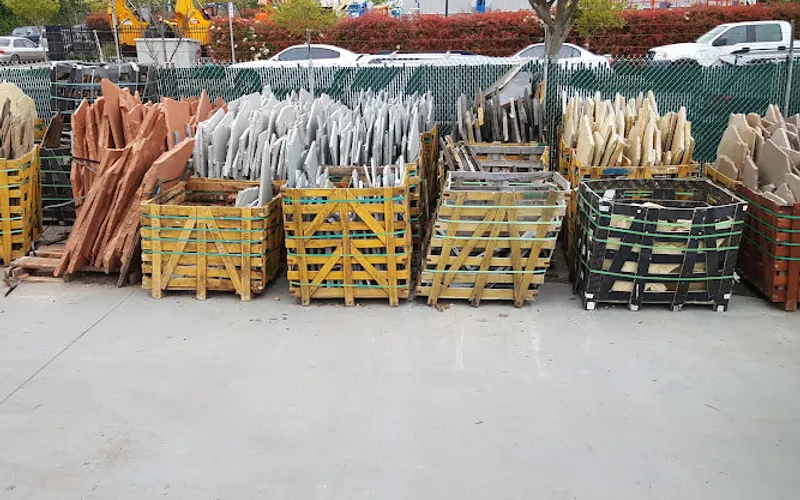 Crown Hill Stone Supply, LLC — Topsoil supplier