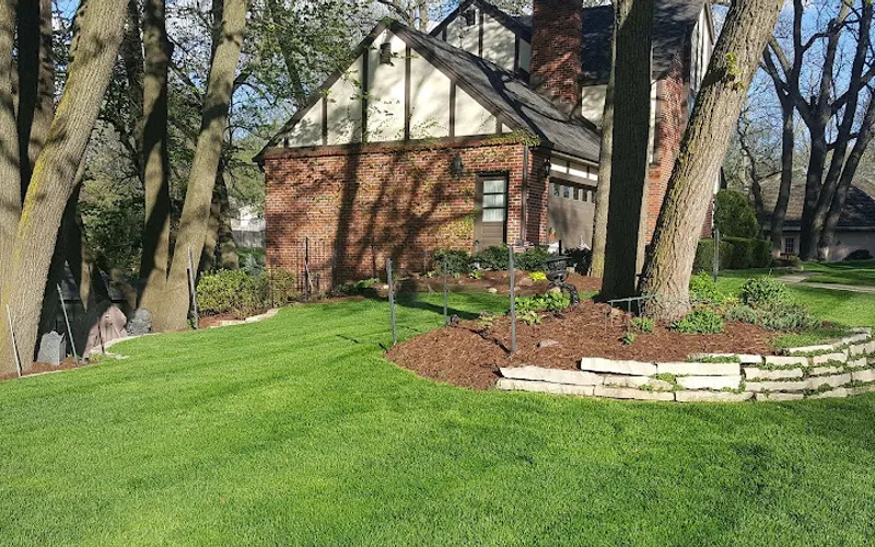LawnCrafters — Lawn care service
