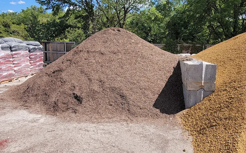 The Organic Recycler — Topsoil supplier