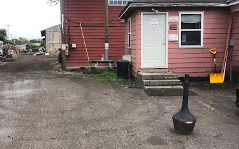 Green Earth Recycling — Recycling center