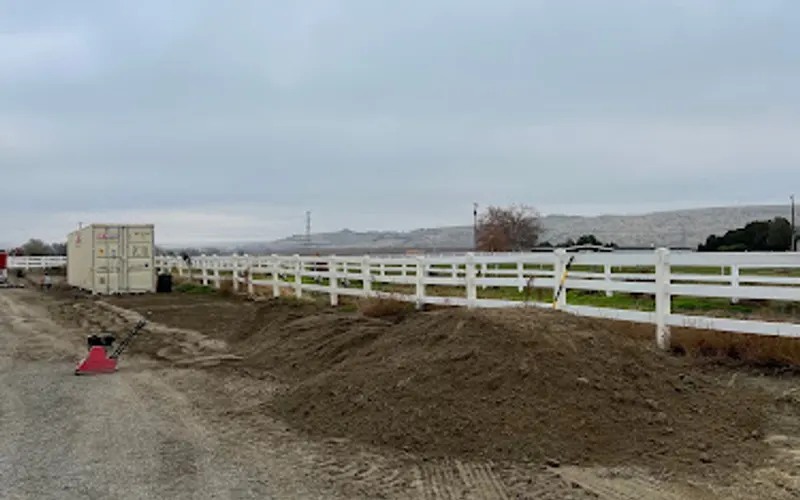 McDonald Topsoil — Topsoil supplier