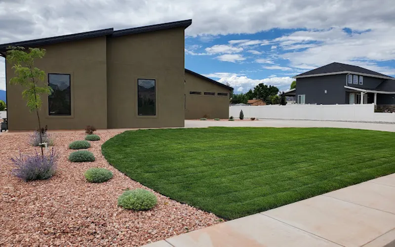 Super Soil USA Decorative Landscape Rocks — Topsoil supplier