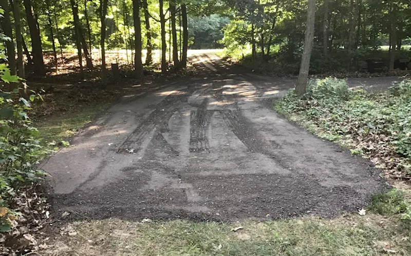 Haulin' Small — Excavating contractor