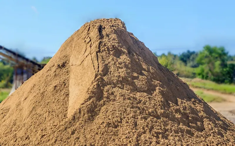PAW Materials — Topsoil supplier