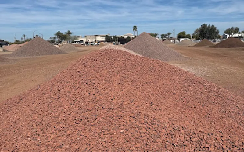Pioneer Landscape Centers — Topsoil supplier