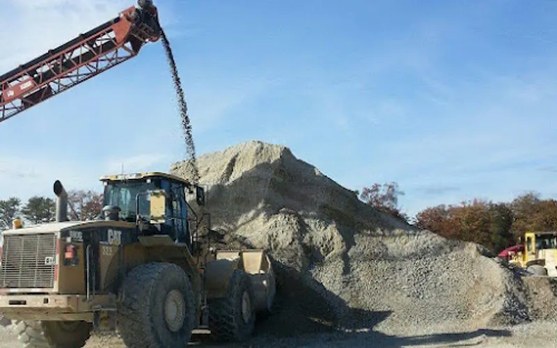 B & J Recycling Inc — Mulch supplier