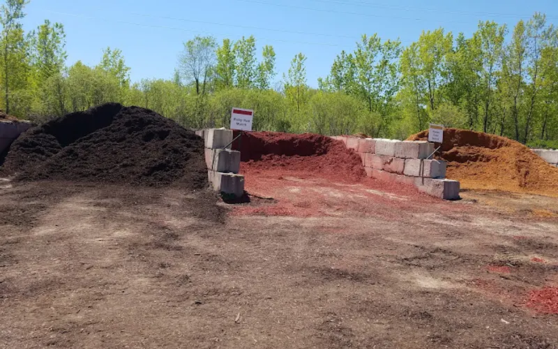 SET & The Mulch Store – Burnsville | WM — Mulch supplier
