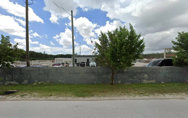 Rock & Dirt Construction Equipment Rental Llc — Equipment rental agency