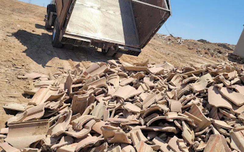 Dirt 101 — Recycling center
