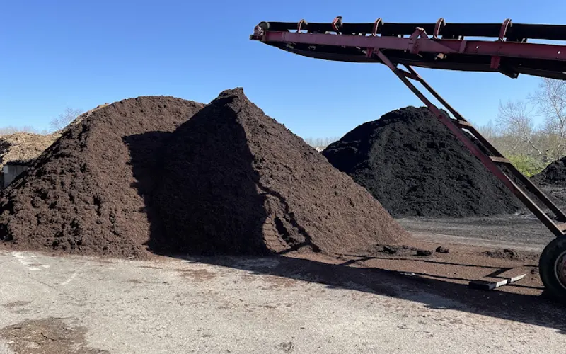 Woodside Land Clearing — Mulch supplier