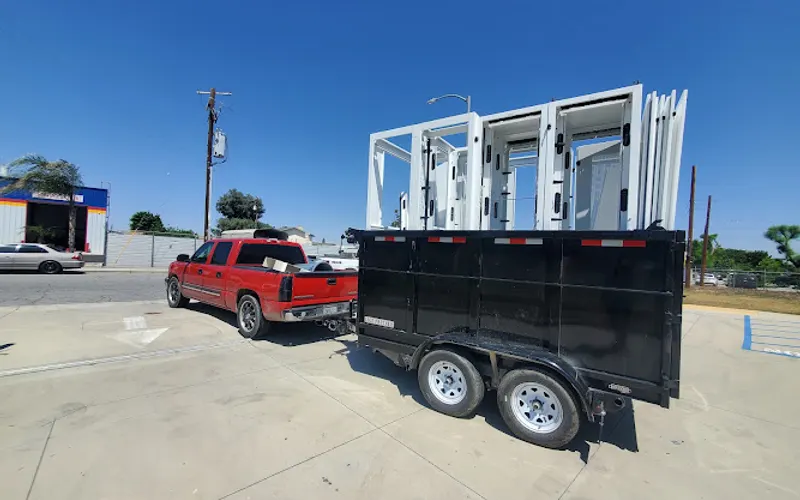 Muñoz Hauling Trash Removal, LLC — Demolition contractor