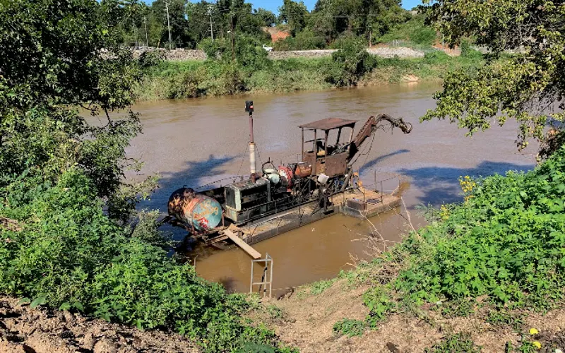 Stamps Sand Co — Sand & gravel supplier