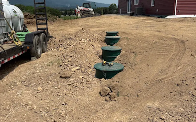 Gordon's Excavating and Hauling llc — Excavating contractor