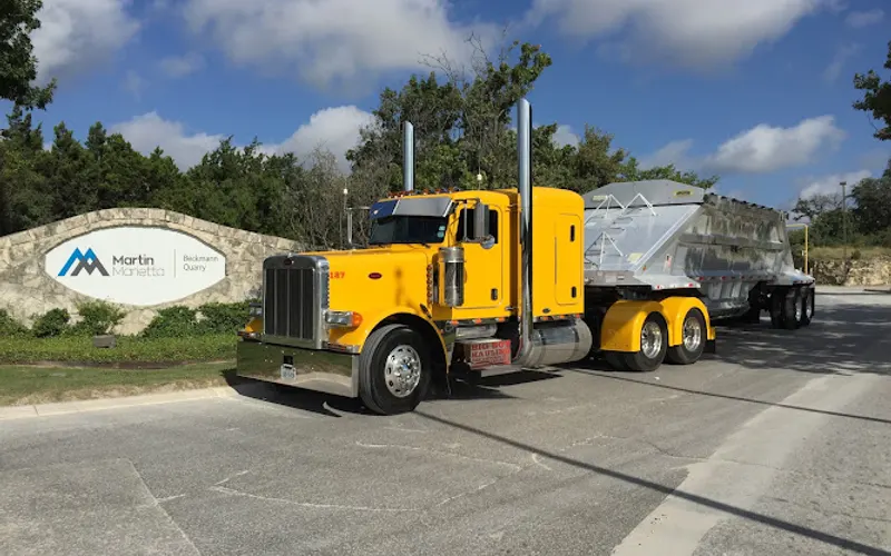 Big Boy Hauling — Trucking company