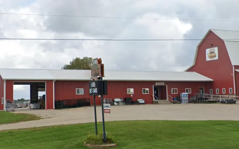 Remus Farm & Garden — Farm