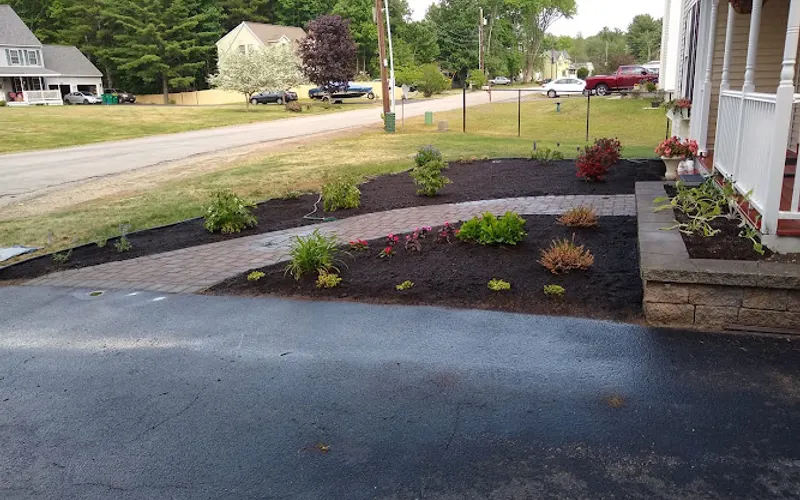 Barrington Mulch & Flower — Landscaping supply store