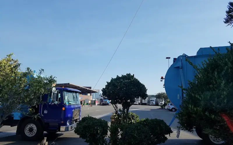 Rainbow Environmental Services — Recycling center