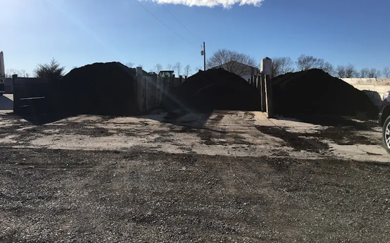Pinola Mulch and Stone Supply — Mulch supplier