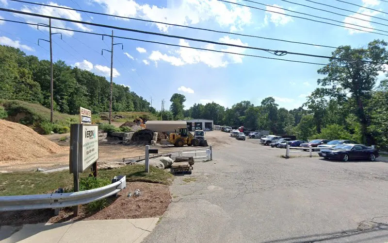 David Veron Bark & Loam — Mulch supplier