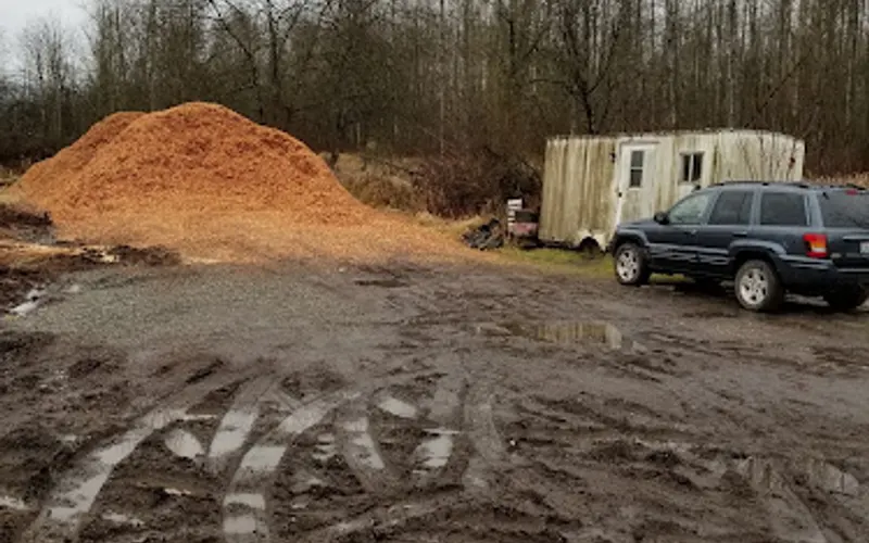 Hillside Gardens Sawdust & Shavings Co — Bark supplier