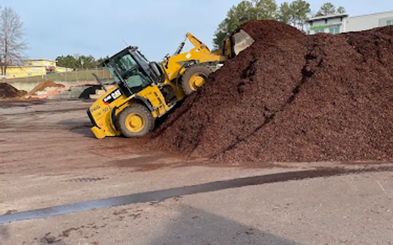 Family Home & Garden — Mulch supplier