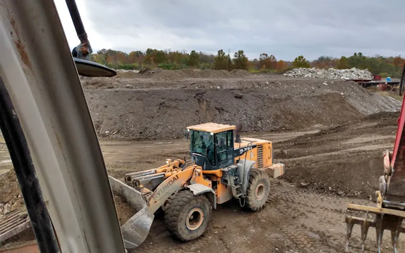 Shellys Earth Materials — Sand & gravel supplier