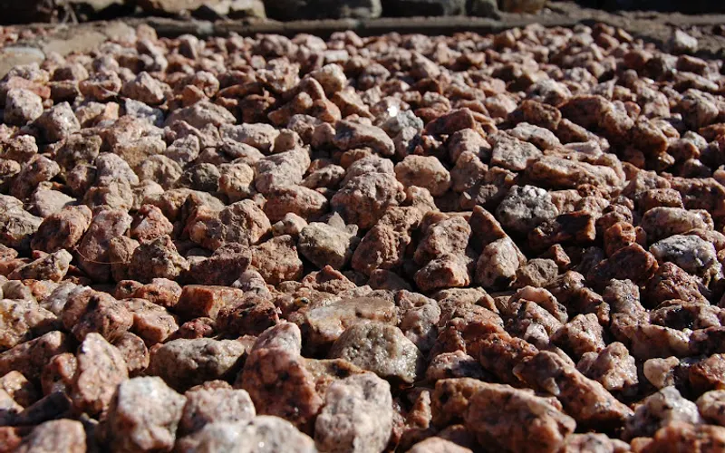 Pioneer Landscape Centers — Topsoil supplier