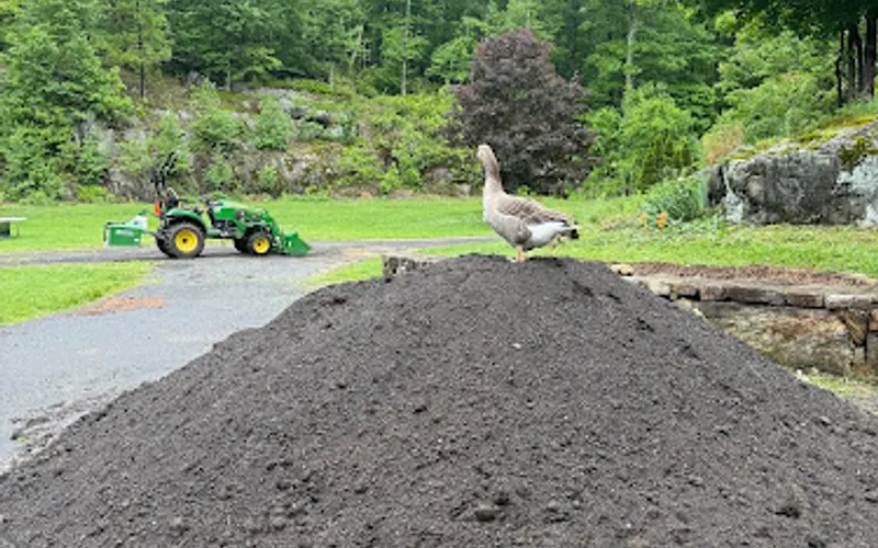 Hardscrabble Supply — Topsoil supplier
