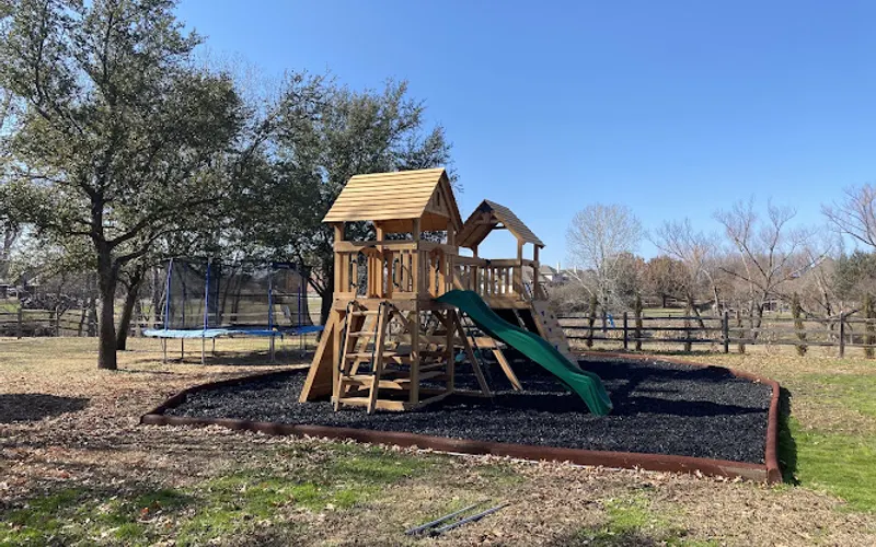 Naturomulch, LLC — Mulch supplier