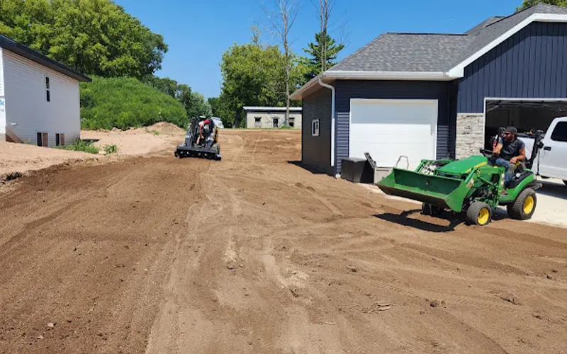 Fast Grass Lawns LLC. — Landscaper