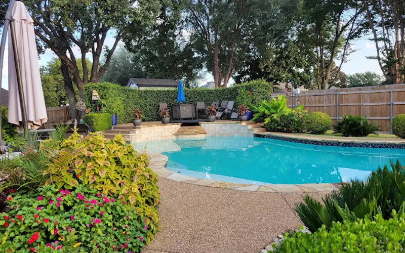 Roots Garden Center & Landscaping — Landscaping supply store