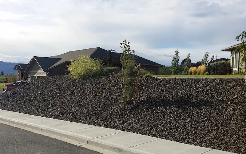 T C Slingers Material Placement — Landscaping supply store