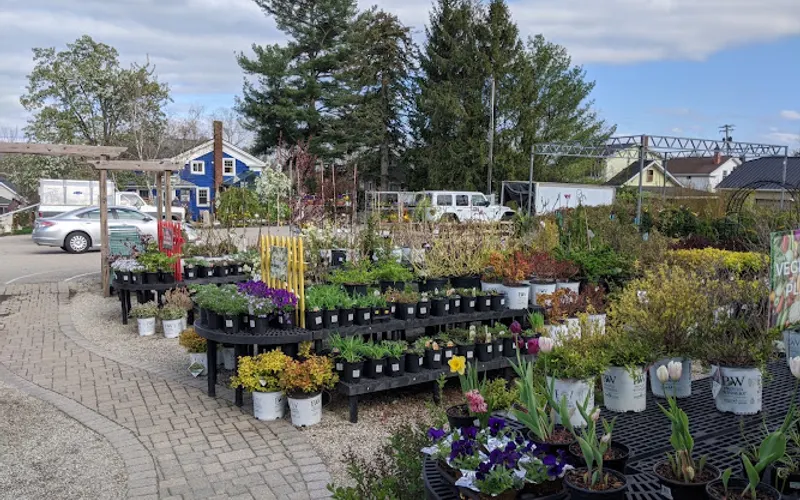 The Greensmith Landscaping Co. Garden Center & Gift Shop — Garden center