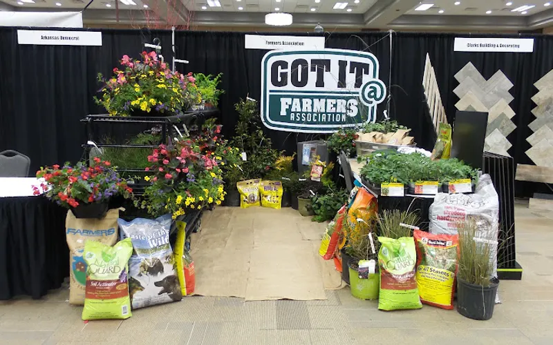 Farmers' Association- Little Rock — Animal feed store