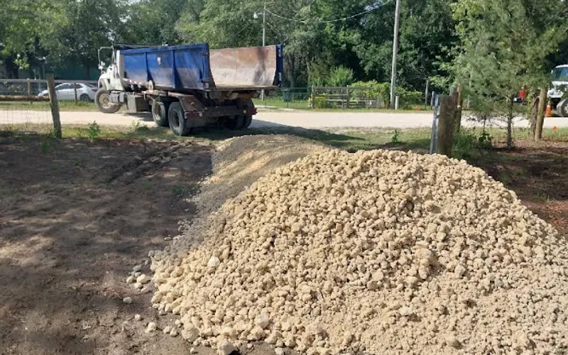 filldirtocala.com — Landscaping supply store