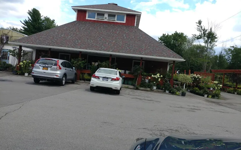 Gade Farm — Garden center