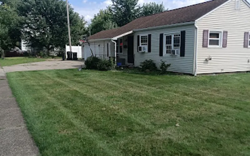 JHD Lawn Care — Lawn care service