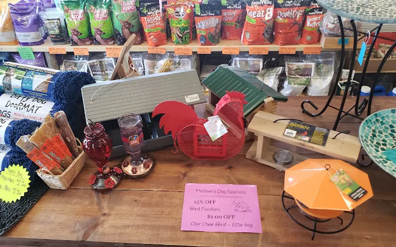 Saukville Feed Supplies — Animal feed store