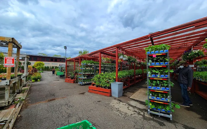 Garden World — Landscaping supply store