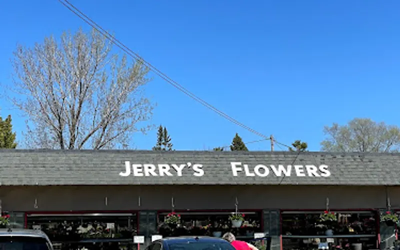 Jerry's Flowers — Garden center
